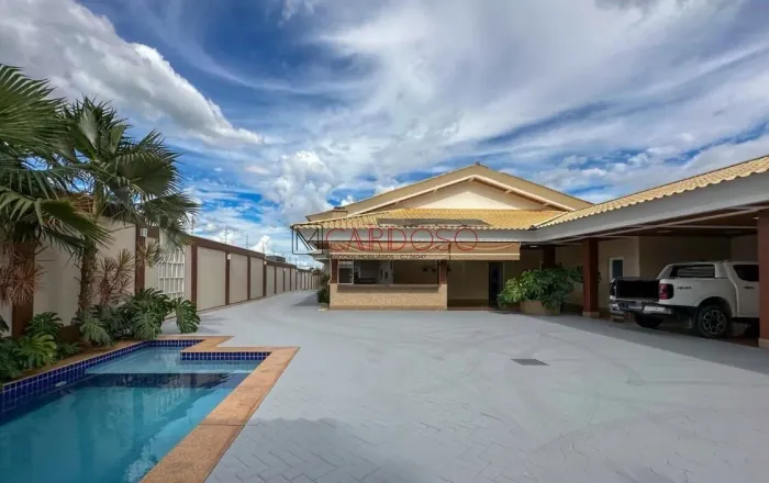 Vendo linda casa no Condomínio Asa Branca 