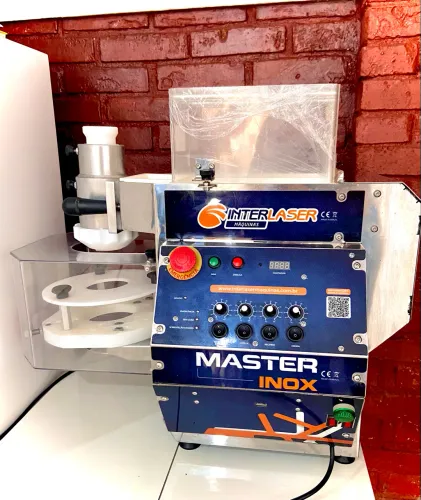 Máquina de fazer salgados Jetfood Master 5.0 Interlaser com Masseira inclusa.