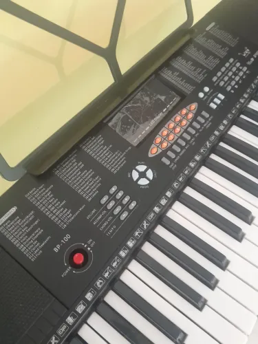 Teclado musical BP 100