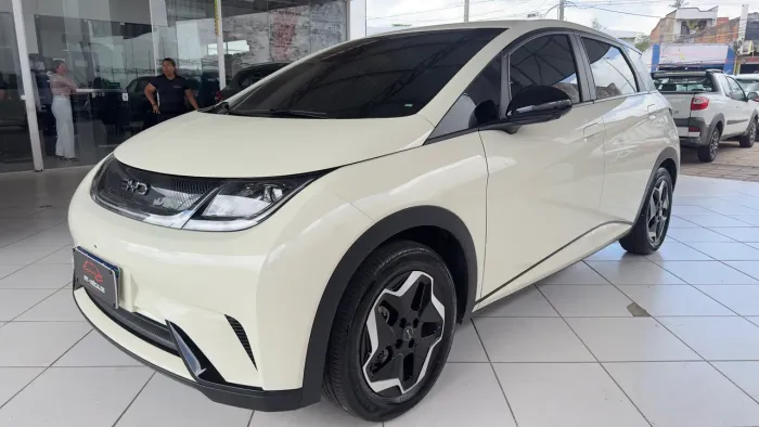 BYD Dolphin EV (Elétrico) 2026