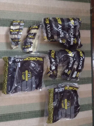 Kit Aixos batente coxim dianteiro/trazeiro celta 2000/2005