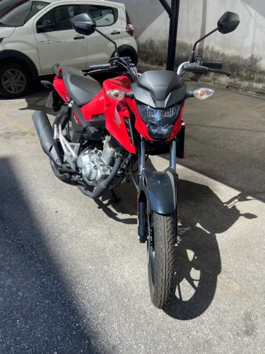 CG FAN 160 0km - Emplacada
