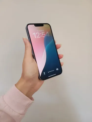 Vende se IPhone 14
