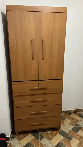 Guarda Roupa Novinho