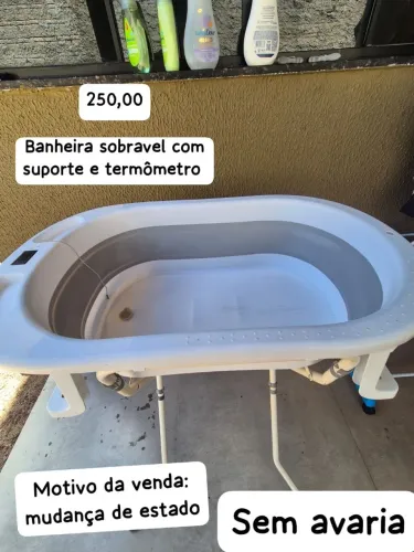 Banheira de bebe dobrável com termômetro 