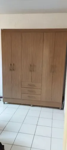 Guarda-Roupa 6 portas 3 gavetas Moval