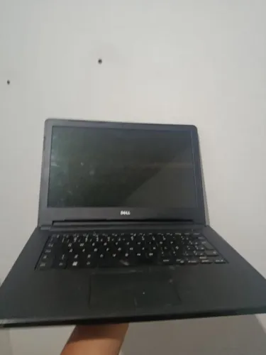 2 notebook  pra tira peças todos dois a tela ta boa e outras coisas 