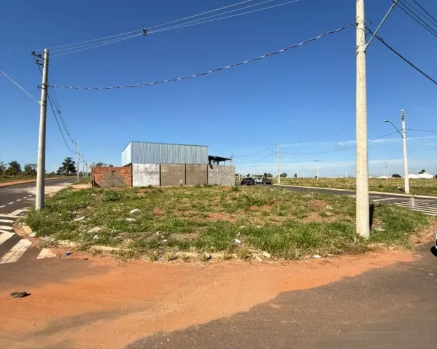 Terreno à venda no bairro Colinas do Sul em Uberlândia