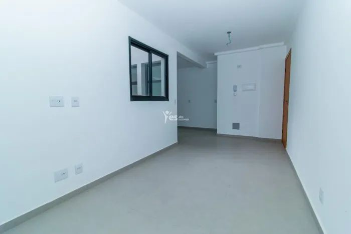 Apartamento nova com elevador localizada no Parque Erasmo Assunção em Santo André. REF: 15
