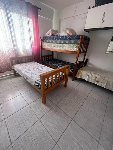 Imóvel para venda possui 25 metros quadrados com 1 quarto em Ocian - Praia Grande - SP