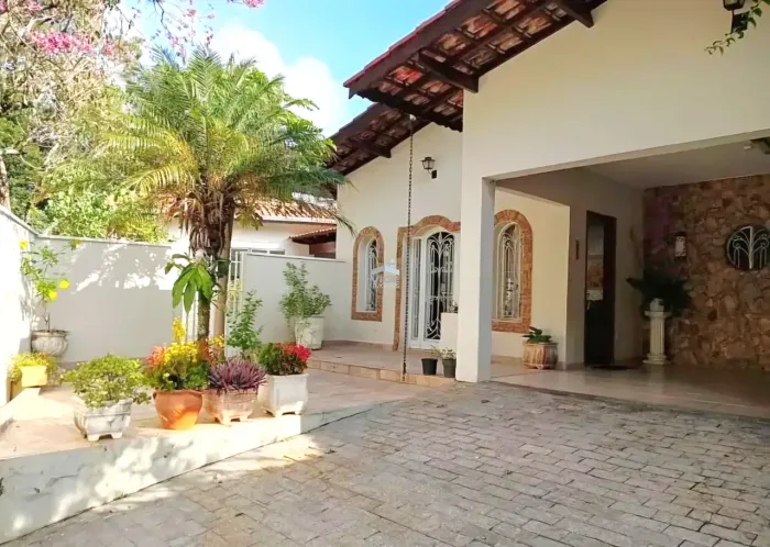 Casa à venda em Campinas-SP: Jardim Santa Genebra, 3 quartos, 1 suíte, 3 salas, 3 banheiro