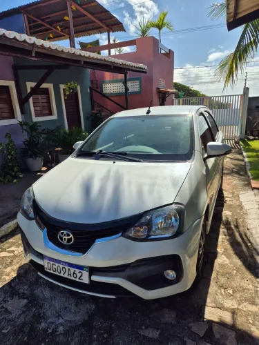 Toyota Etios Platinum 1.5 Flex 16V 4P Aut. 2019