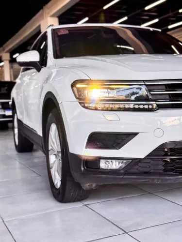 Volkswagen Tiguan Allspac Comf 250 TSI 1.4 Flex 2018