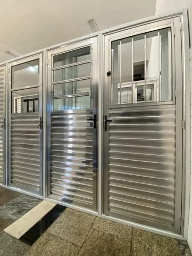 QUEIMÃO DE ESTOQUE - PORTAS DE ALUMÍNIO A PARTIR DE $479,00