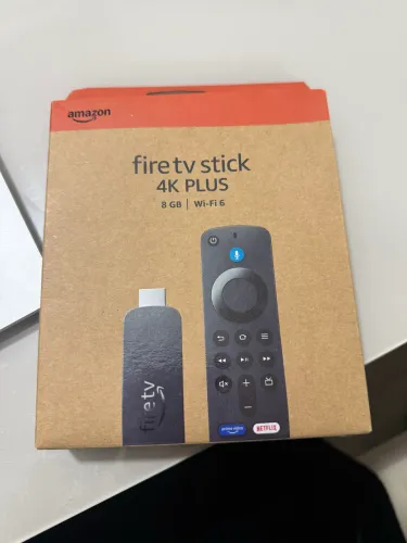 Fire TV Stick 4K Plus Amazon - NOVO/LACRADO