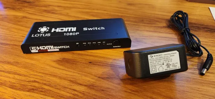 Switcher HDMI 5 entradas 1 saída - No estado