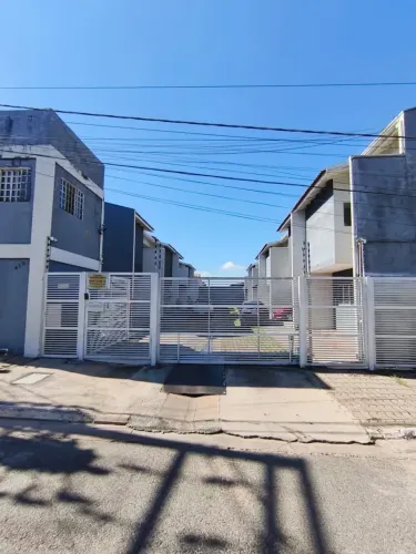 Casa a venda em condomínio fechado com 3 quartos 1 suíte no Coxipó nossa senhora da Aparec
