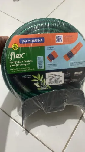 Mangueira para Jardim 20 Metros com Esguicho e Suporte TRAMONTINA