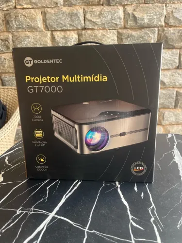 Projetor multimídia GT7000 novo, Lacrado