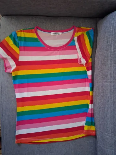 Roupas variadas
