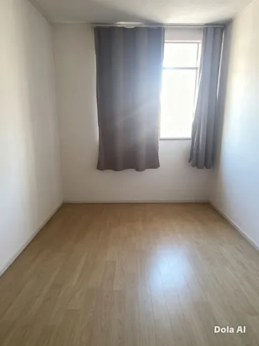 Alugo espaço para guardar seus pertences