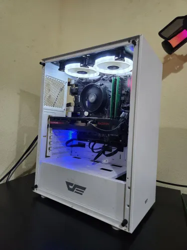 Pc Gamer - Ryzen 5 + RX 7600