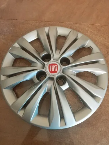 Calotas novinhas linha Fiat