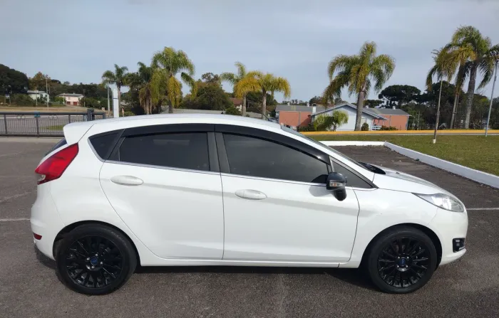 Ford Fiesta Tit./tit.plus 1.6 16V Flex Aut. 2016
