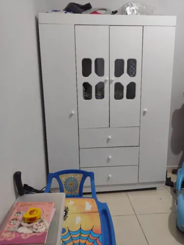 Guarda roupa infantil/bebê
