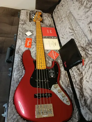 Fender American Ultra II Jazz Bass - Sinister Red