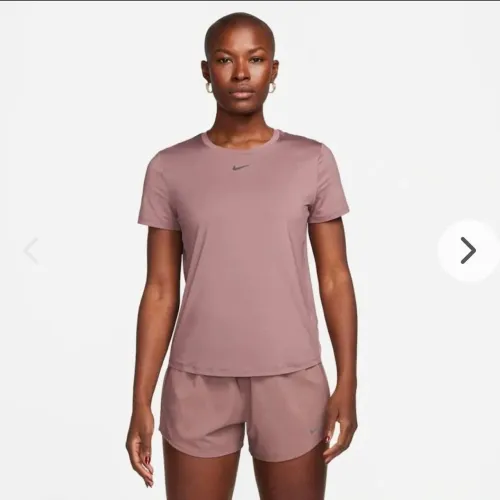 Blusa feminina Nike dry fit na etiqueta nunca usada! Tamanho G
