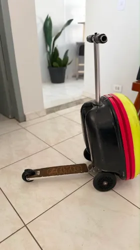 Mala Flyte Indantil com Patinete
