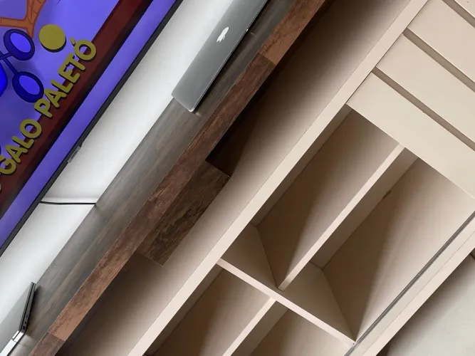 Rack grande em MDF 1,80 por 40