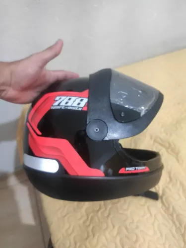 Capacete tamanho 60 com fumê