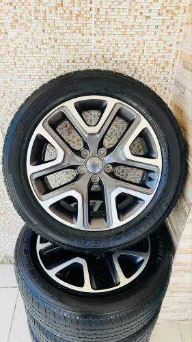4 RODAS JEEP ARO 18 ORIGINAL