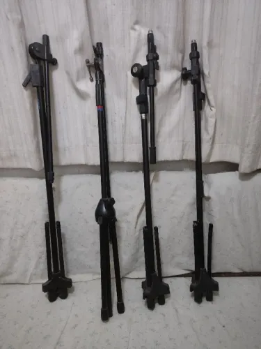 Pedestal de microfone