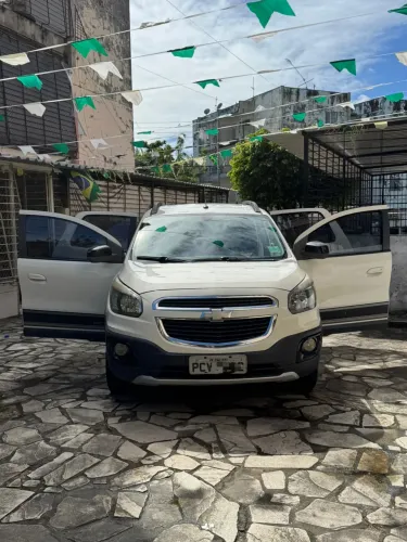 Chevrolet Spin Activ 1.8 8V Econo. Flex 5P Aut. 2015