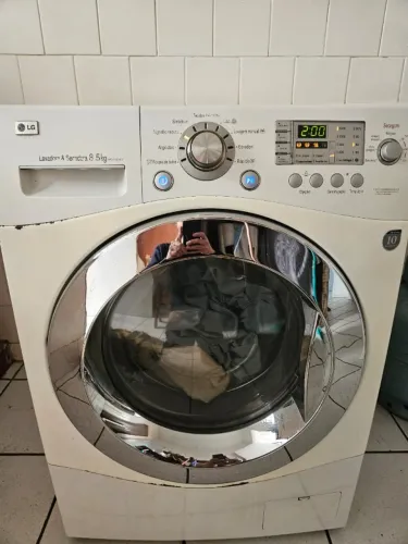 Lava e Seca LG WD1403RD 8.5kg - Revisada - R$ 850