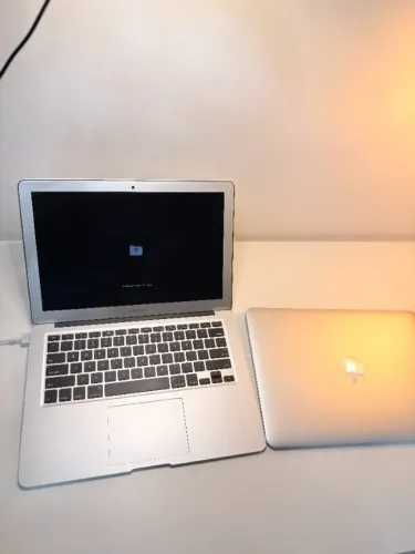 Lote 2 Macbook air 2017 + 1 Carregador 