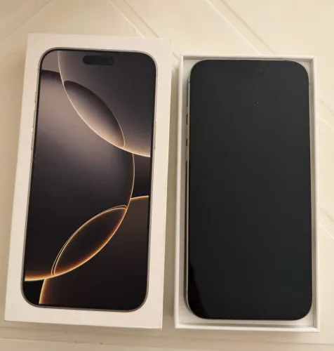 Apple IPhone Pro Max - 256 GB - Titânio natural