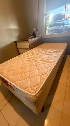 Cama de solteiro