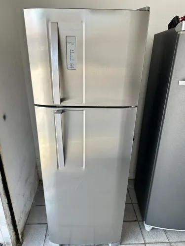 Geladeira Electrolux frost free