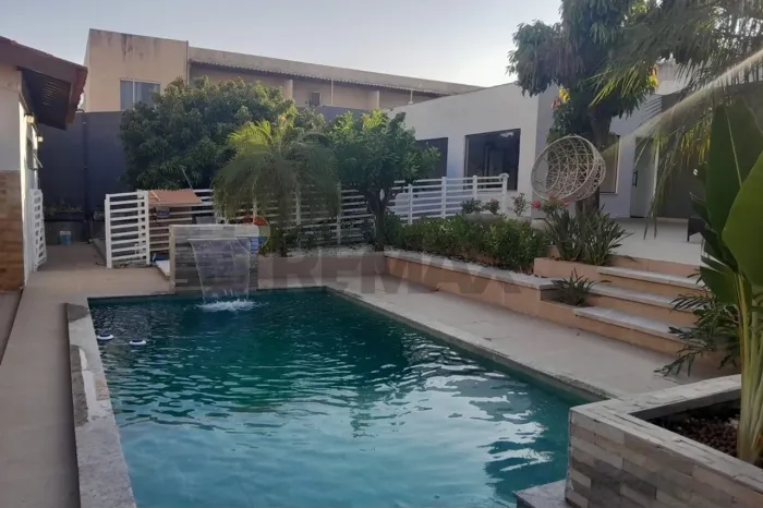 Casa Alto Padrao - Atalaia Praia da Cinelandia - 5 Quartos
