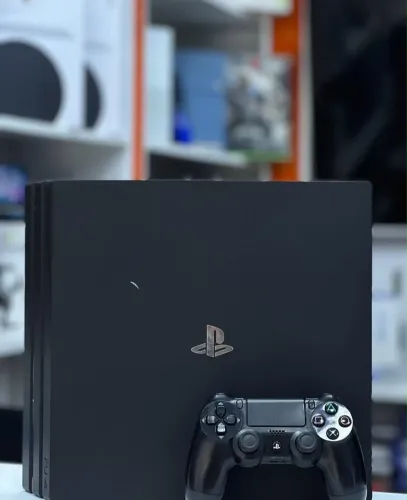 PlayStation 4 pro 1tb