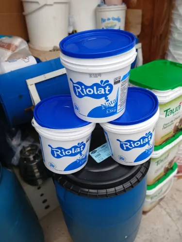 R$ 2,40 baldinhos de 3,6 litros.