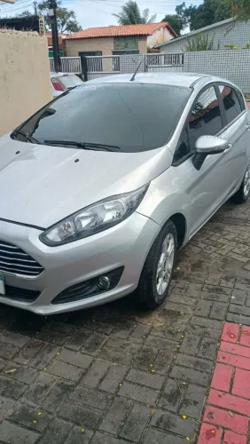 Ford Fiesta 1.6 16V Flex Mec. 5P 2016