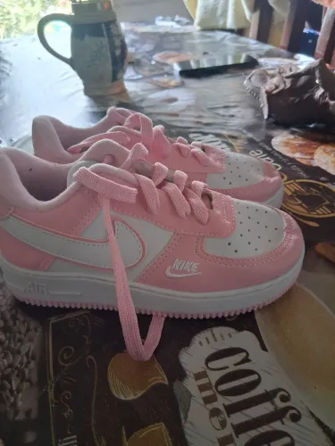 Sapato nike 28