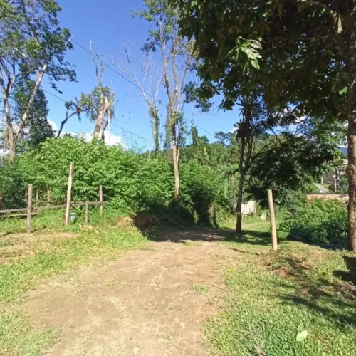 Terreno/Frações de 150 m², no Portão Vermelho parte de cima, em Paraty