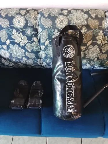 Kit de Luta Infantojuvenil - Saco de Pancadas+Luvas BomCombate
