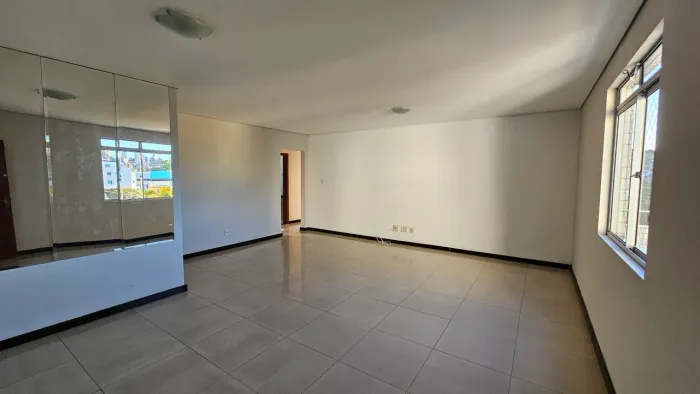 Apartamento para Alugar no Inconfidentes